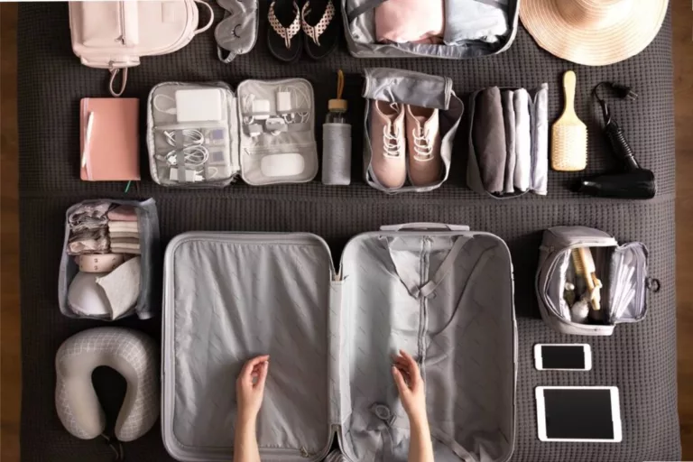 Women’s Travel Essentials You Must Have